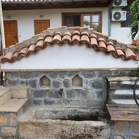 престиж Πανσιόν 3*